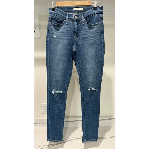 Levi's Women's 311 Shaping‎ Skinny Jeans Size 28 Medium Wash Distressing - Picture 1 of 9